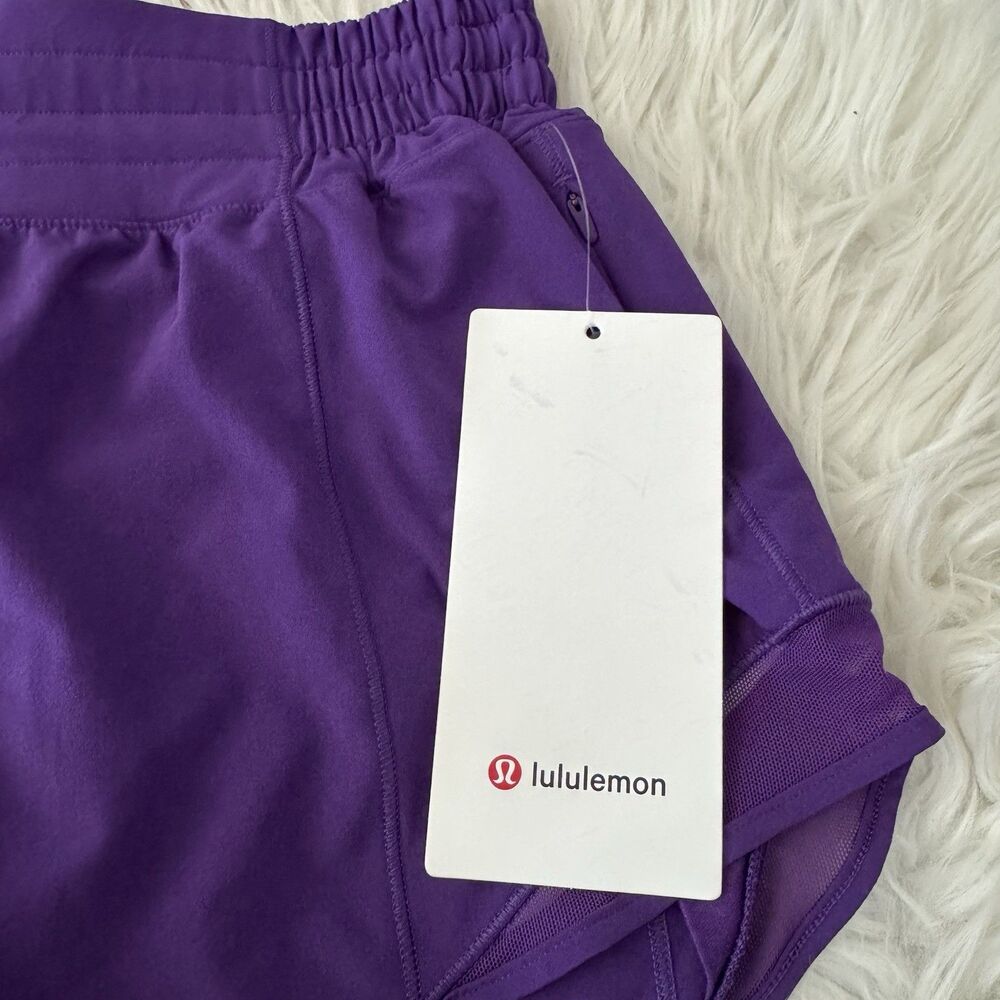 Lululemon Hotty Hot High Rise Shorts Women’s Sz 4 College Purple 2.5” Lined NWT - Picture 3 of 12